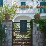 Domenicanda Villa
